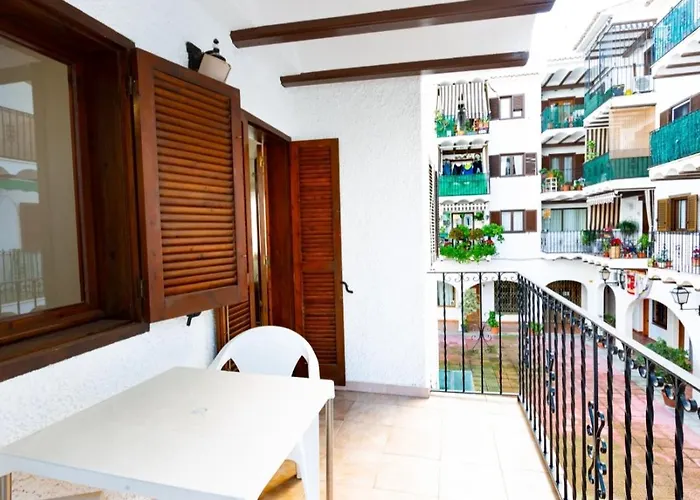 Bonito Apartamento Para 4 Personas, Centro De Moraira